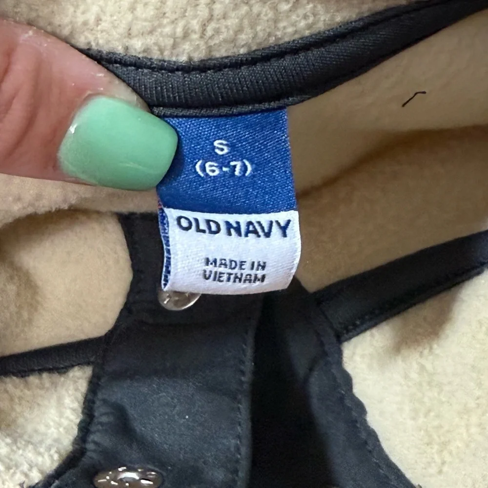 Old Navy Youth Boy Size Small (6/7) Tan and Cream Micro Fleece Pullover